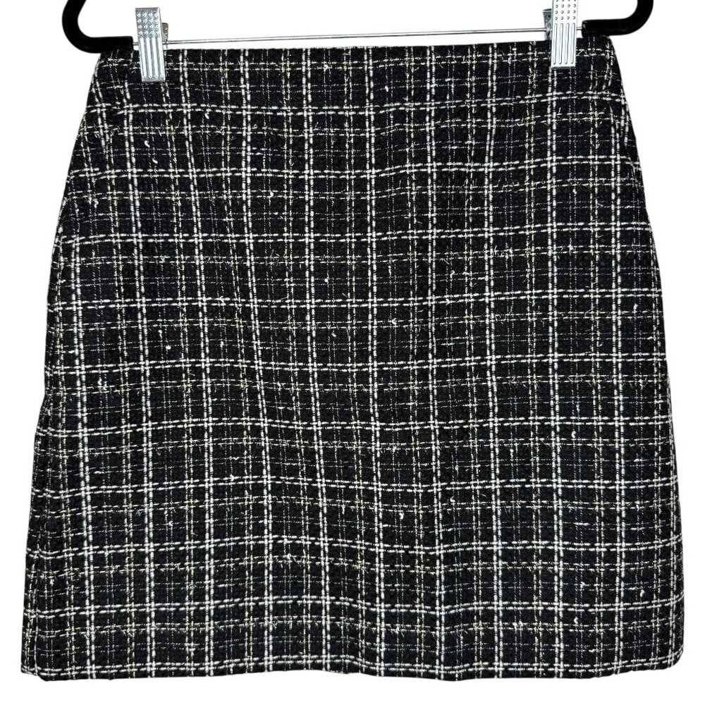 Loft Black and white tweed mini skirt Size 4